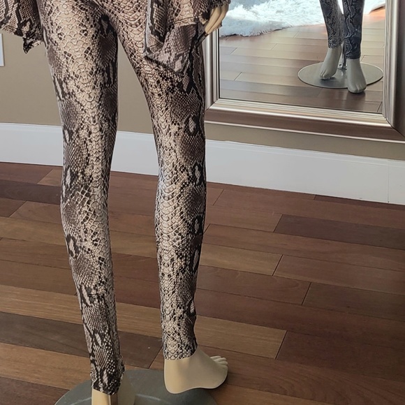 PYTHON BELL SLEEVE JUMPSUIT - Picture 11 of 14